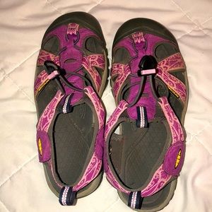 Keen hiking water sandals
